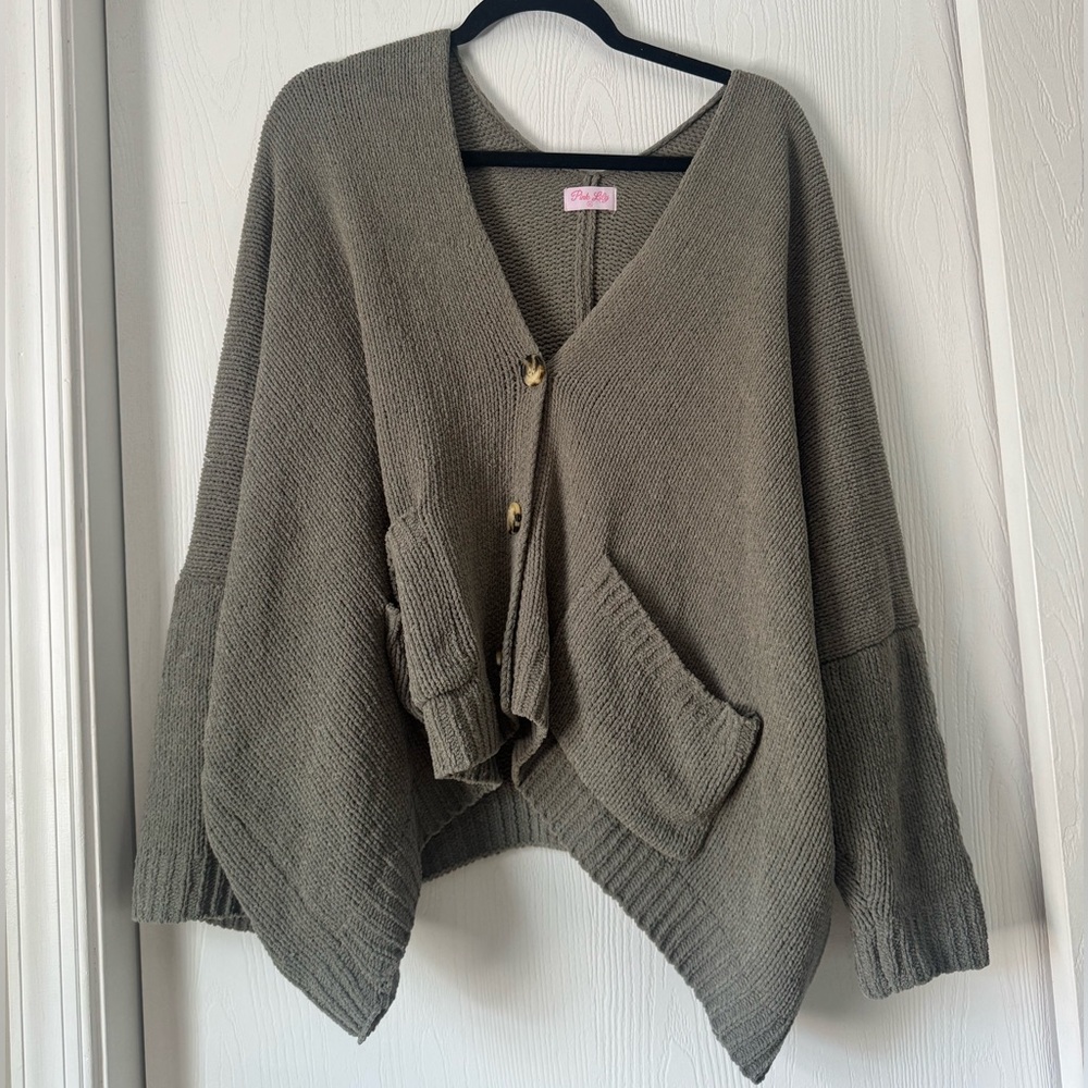 Olive Green Women's Sweater with Pockets